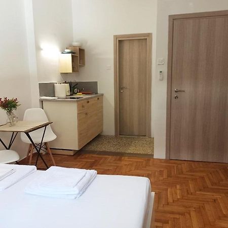 Apartament Rustic Studio Ateny Zewnętrze zdjęcie